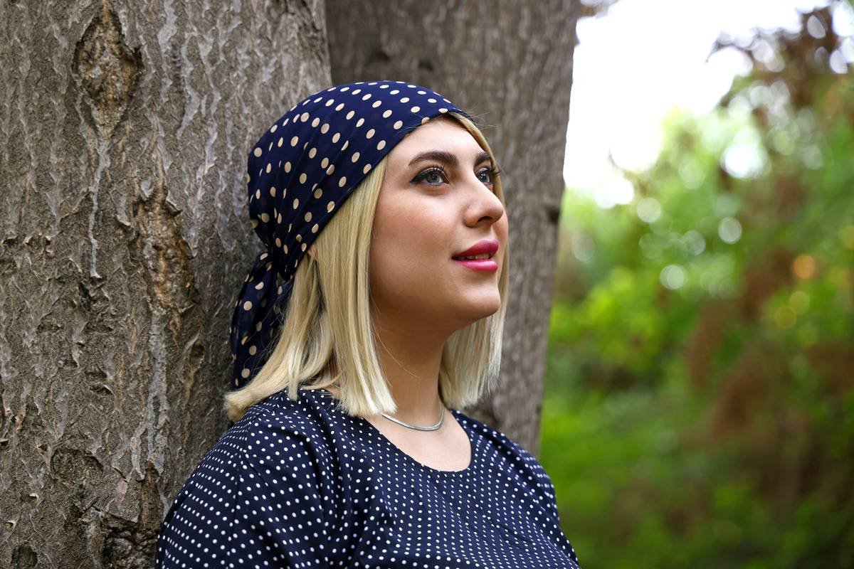 Side-by-side comparison of cotton towel vs. microfiber hair turban showing reduced frizz and faster drying time
