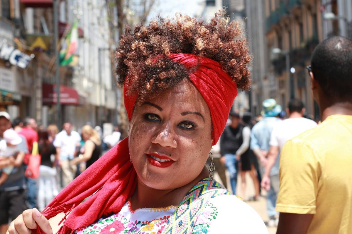Ethnic Hair Art: How Hair Turbans Elevate Cultural Expression, Protect Curls, and Redefine Style